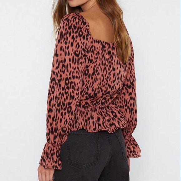 Nasty Gal leopard print top Size 4 - Picture 4 of 17